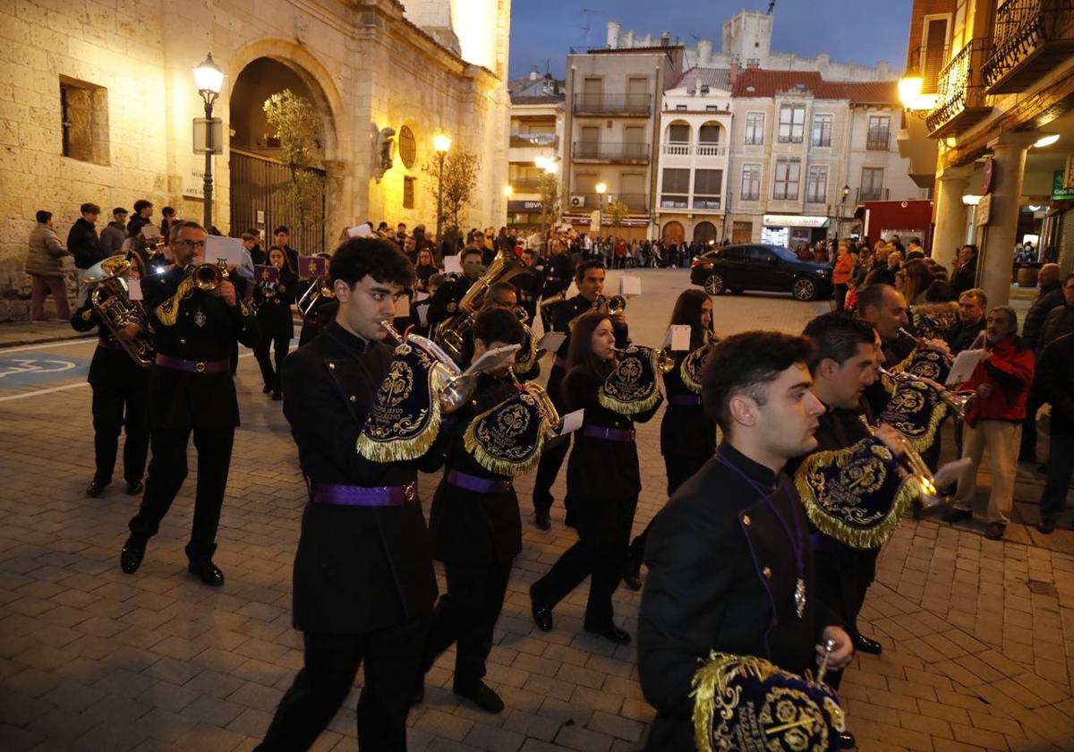 Concentración de bandas de Semana Santa en Peñafiel