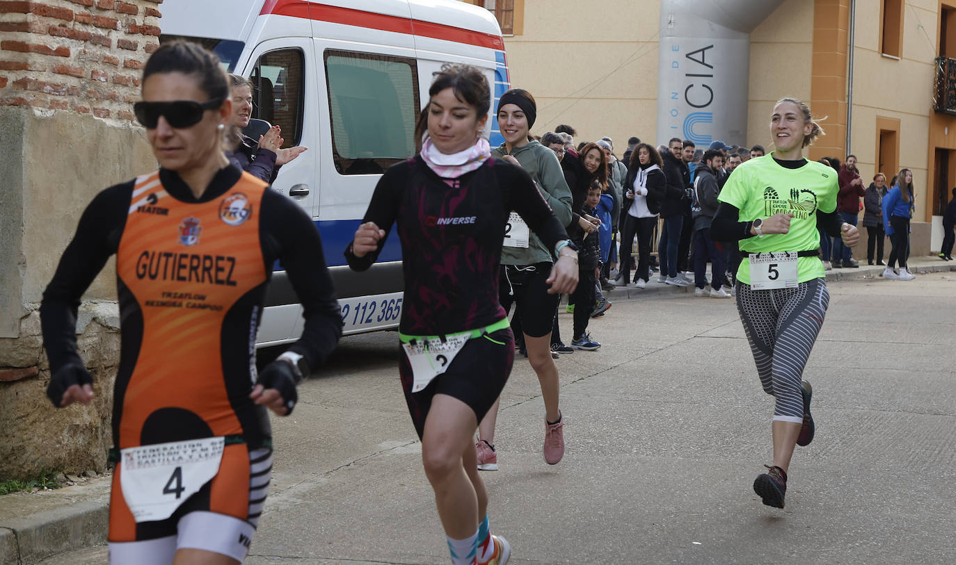 Medio centenar de participantes en el Duatlón de Villasarracino