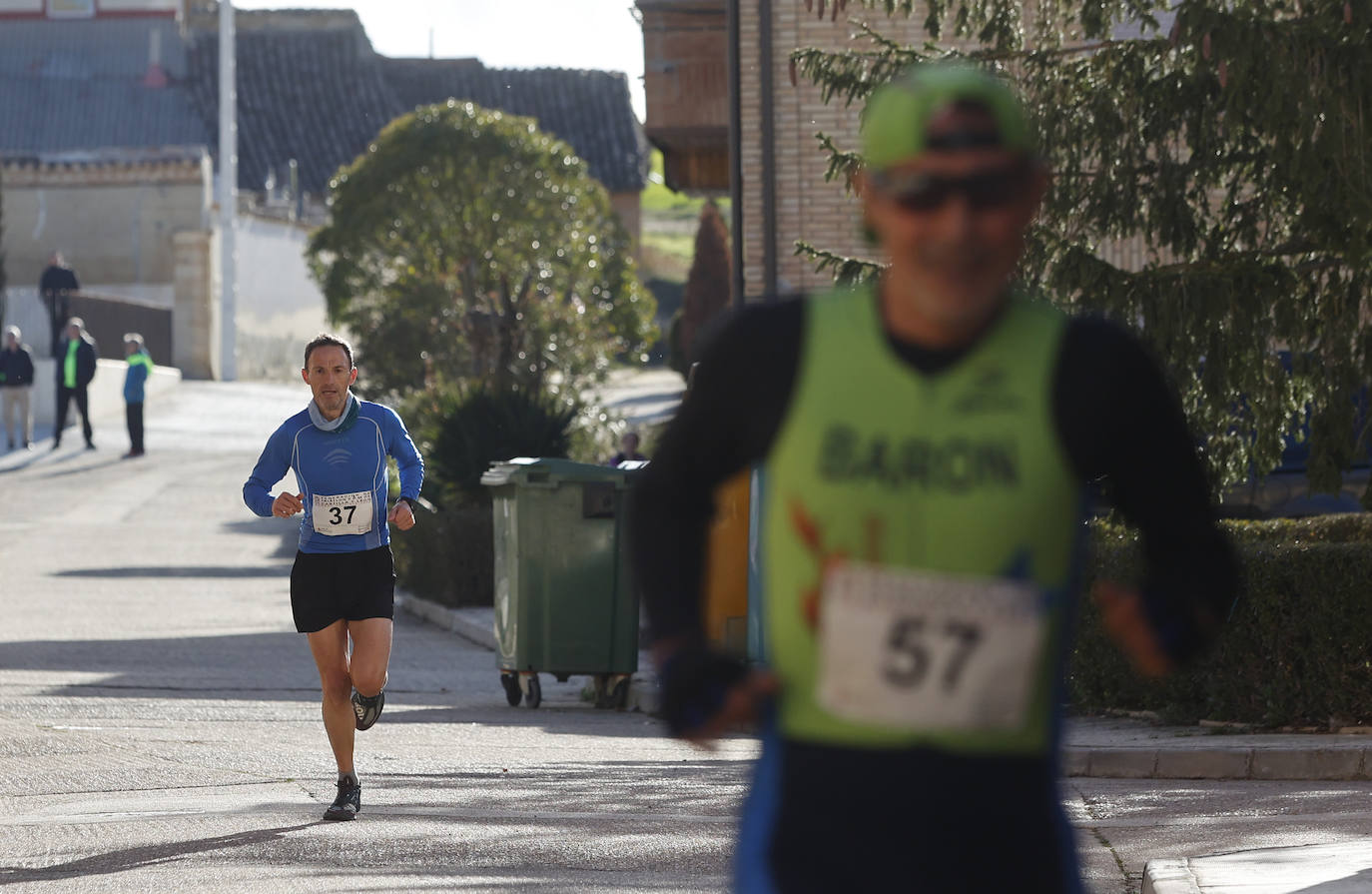 Medio centenar de participantes en el Duatlón de Villasarracino