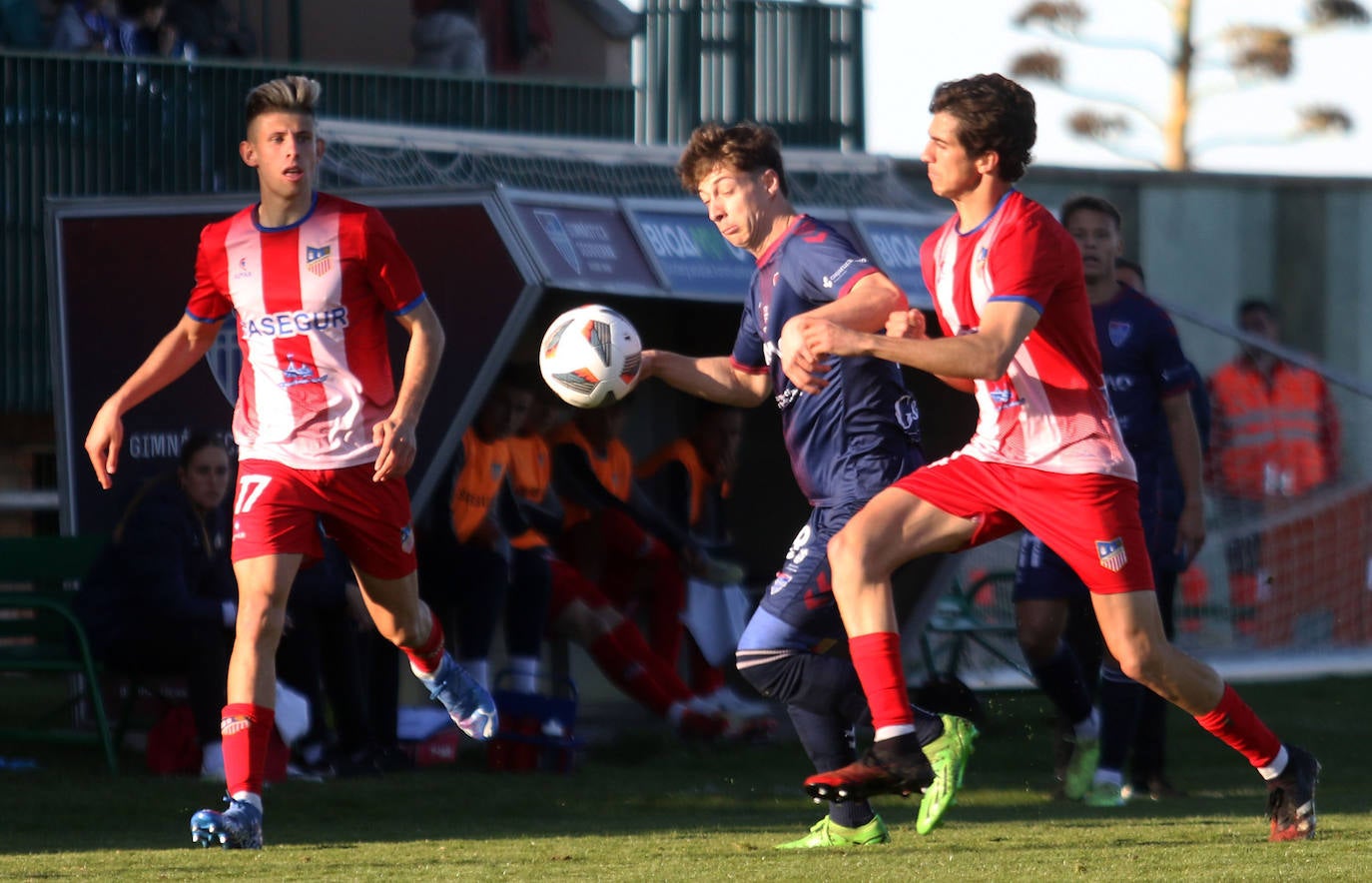 Derrota de la Gimnástica frente al Navalcarnero (0-1)