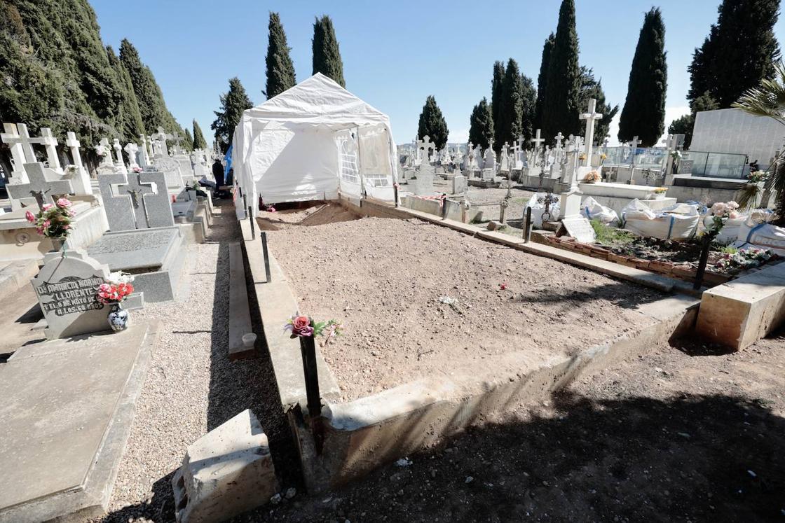 Así avanzan los trabajos en las fosas comunes del cementerio de El Carmen