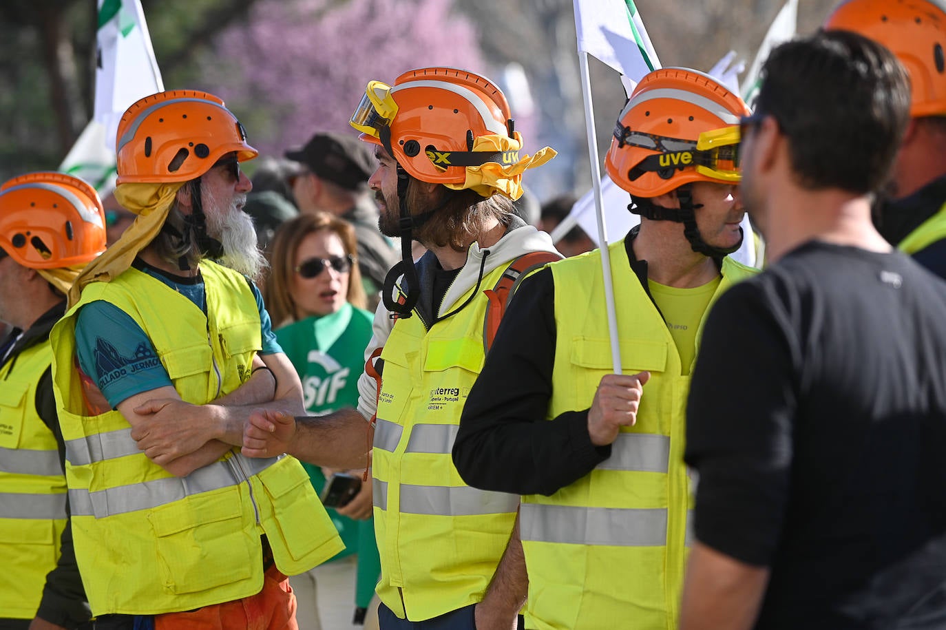 Las protestas de los agentes forestales, en imágenes