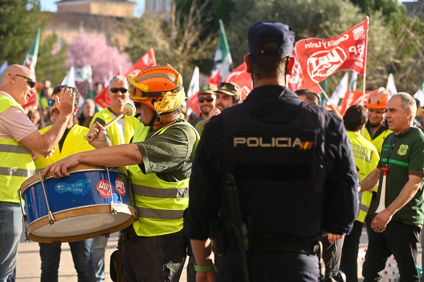 Las protestas de los agentes forestales, en imágenes