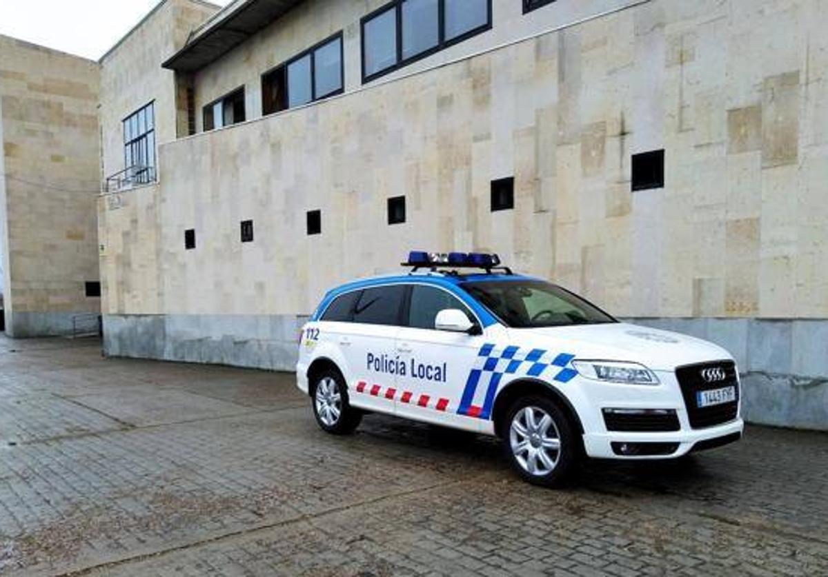 Arrestado por romper lunas y retrovisores de coches aparcados en León