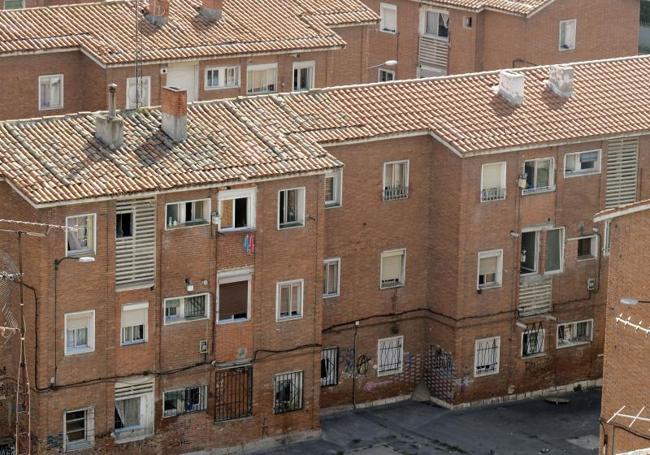 Vista de varias viviendas en el barrio de las Viudas.