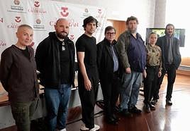 Desde la izquierda, Mercedes Peón, Niño de Elche, Matías Umpierrez, José María Viteri. Pedro G. Romero, Rocío Molina y Ernesto Artillo.