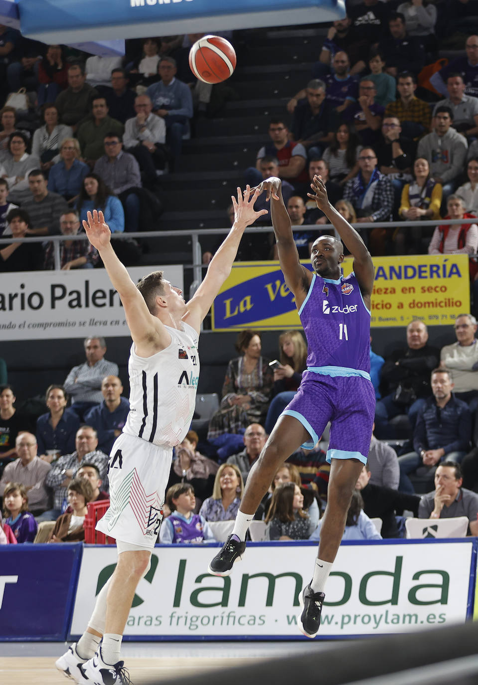 Imbatibles en el Pabellón de Palencia