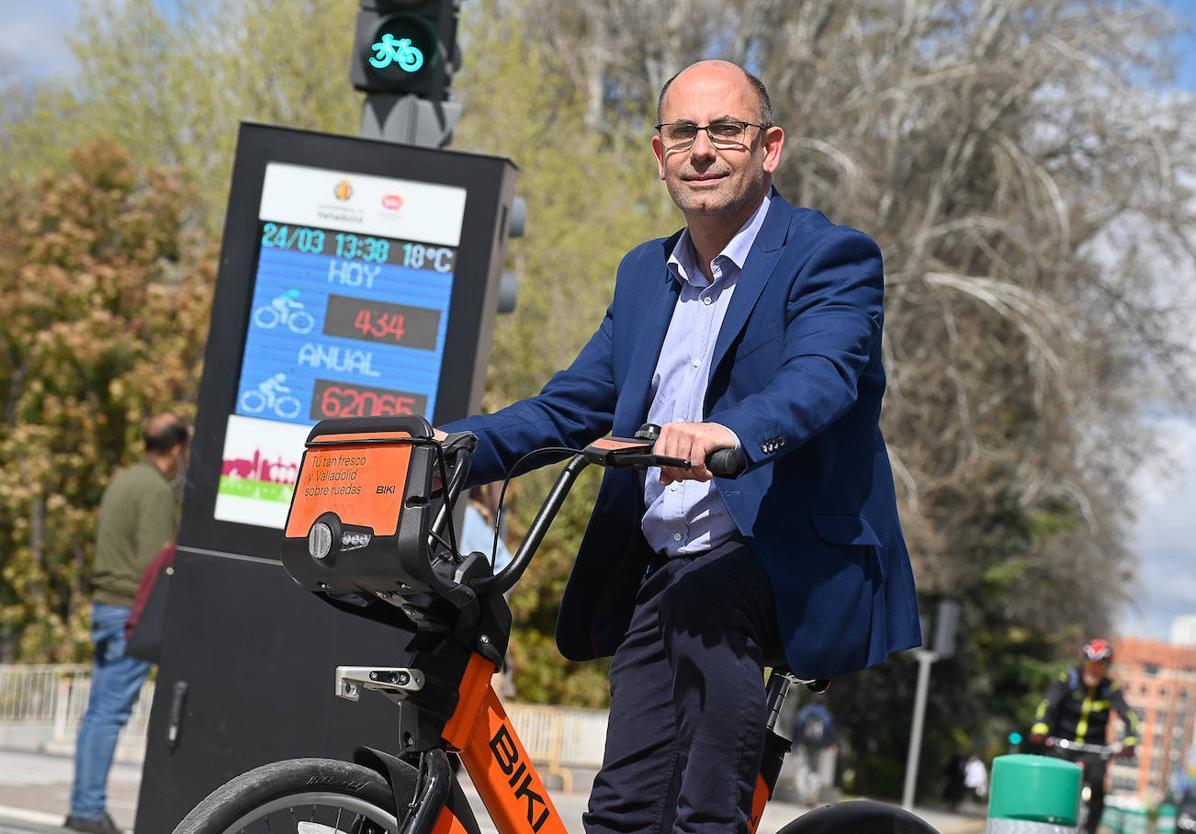 El concejal de Movilidad, Luis Vélez.