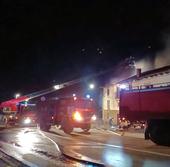 Un incendio causa graves daños en dos viviendas de León