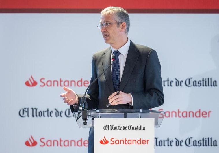 El Gobernador del Banco de España, Pablo Hernández de Cos, durante su participación en los Encuentros de Castilla y León.