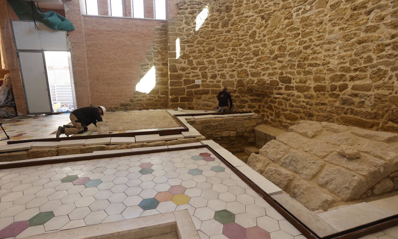 Avanzan las obras del convento de San Francisco de Paredes que albergará un centro de artes escénicas