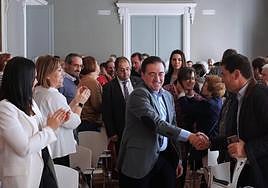 El ministro de Exteriores, José Manuel Albares, en el Círculo de Recreo de Rioseco.