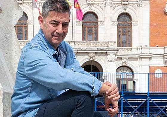 Pablo del Río, en la Plaza Mayor de Valladolid.