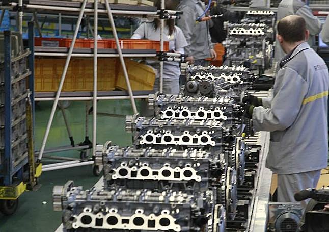 Línea de fabricación de motores de Renault en Valladolid.