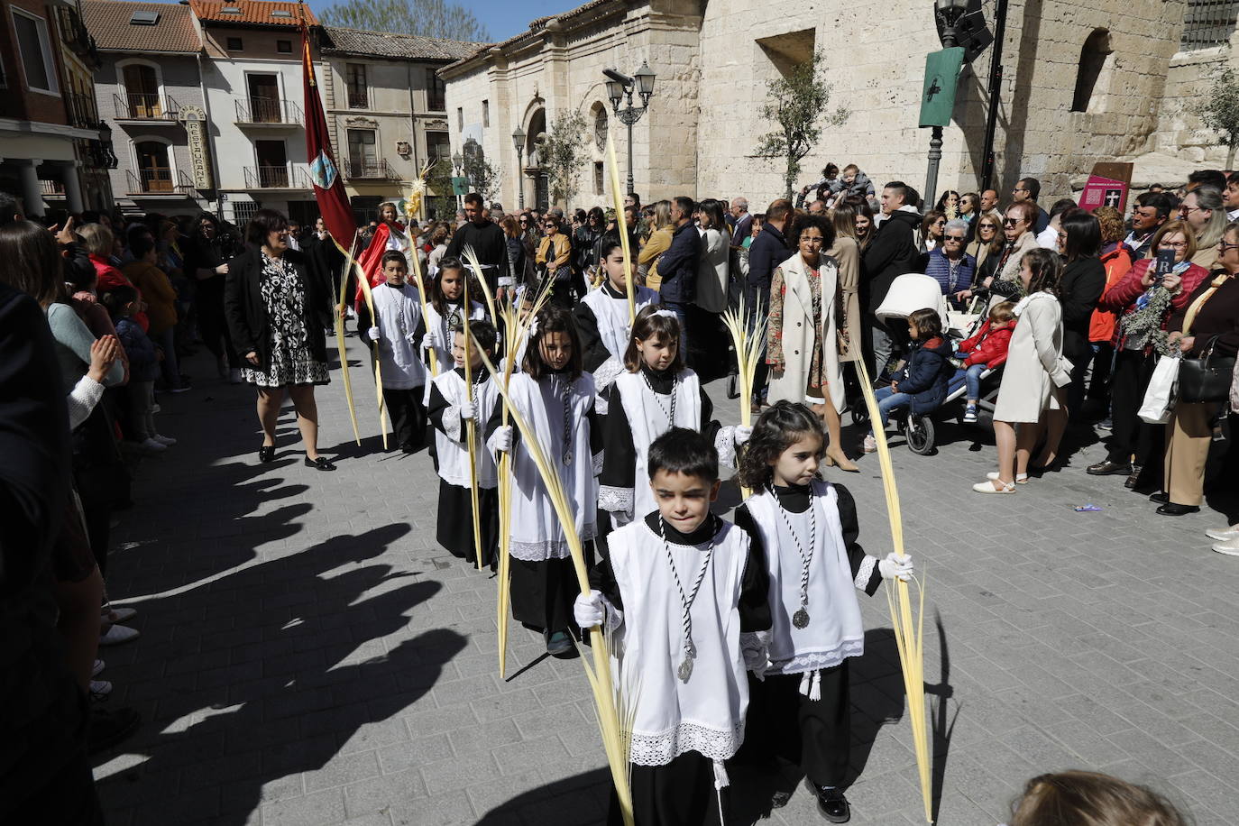 Peñafiel celebra su tradicional procesión de la Borriquilla