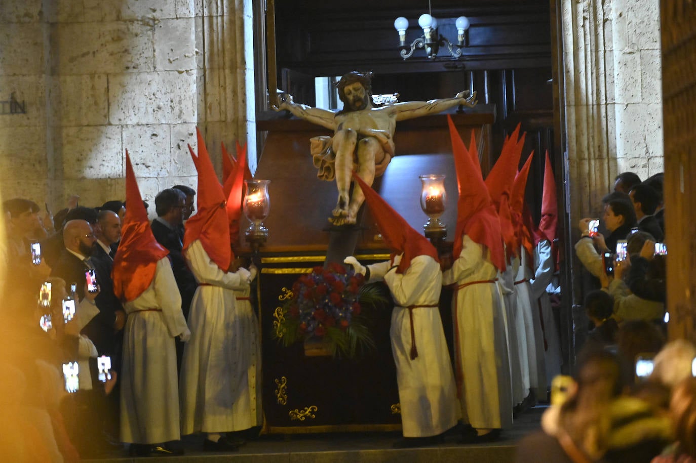 Traslado del Cristo de los Trabajos en Valladolid