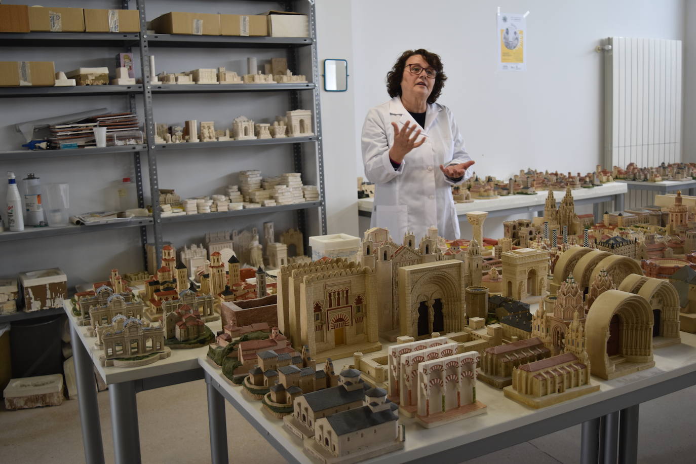 Miniaturas de arte en Aguilar