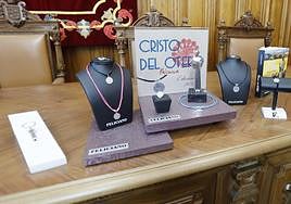 Nuevos productos del Cristo del Otero, este lunes en el Ayuntamiento.