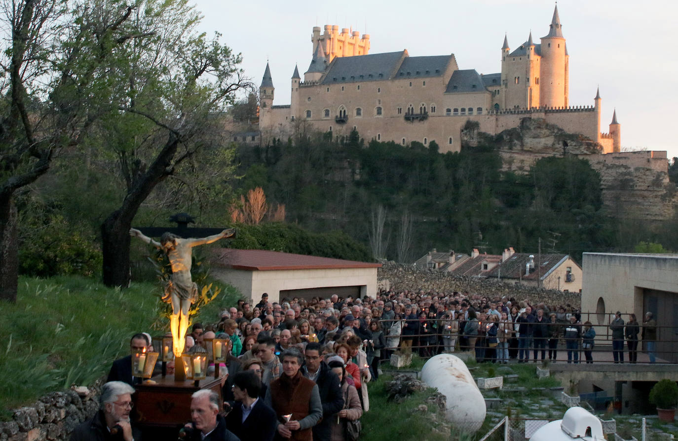 Vía Crucis de los Padres Carmelitas