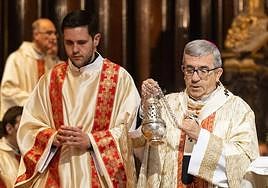 Misa Crismal durante la mañana de Jueves Santo en Valladolid