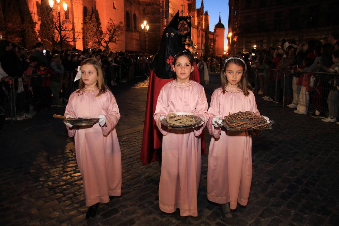 Las mejores imágenes de la Procesión del Viernes Santo