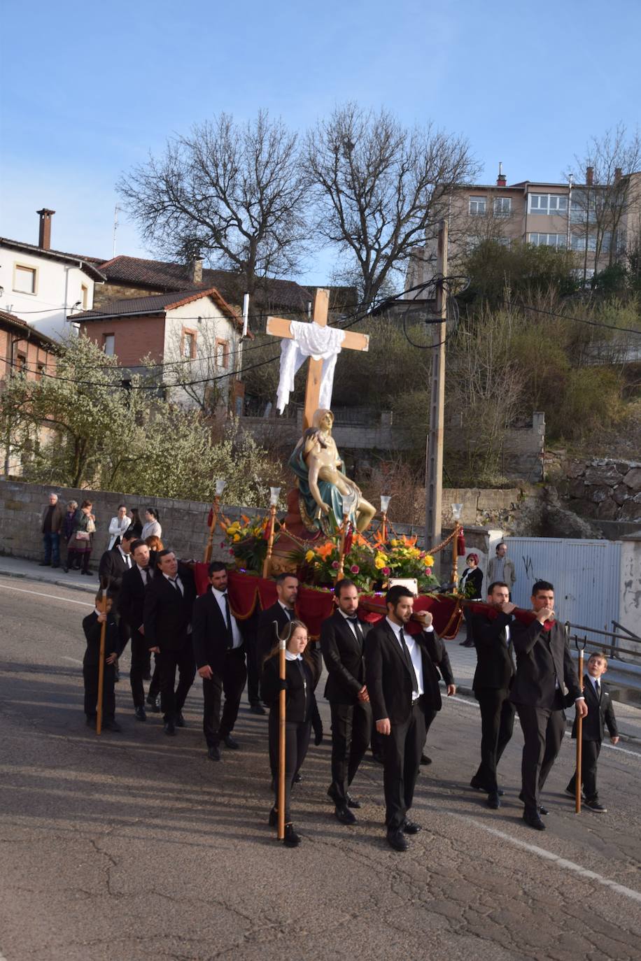 Guardo se entrega a la procesión más relevante