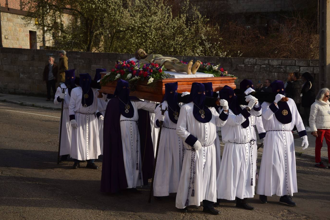 Guardo se entrega a la procesión más relevante