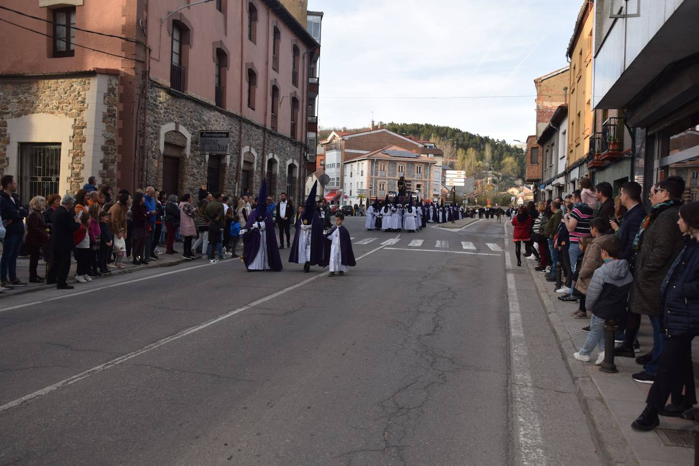 Guardo se entrega a la procesión más relevante