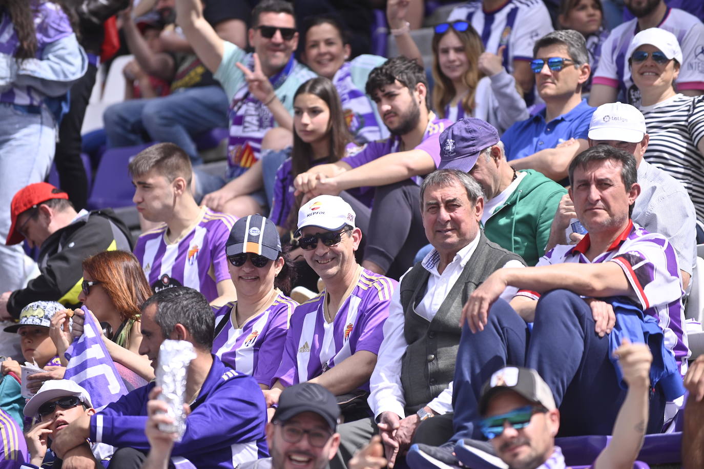 Búscate en la grada del Real Valladolid-Mallorca (1 de 4)