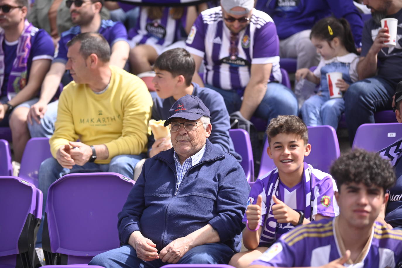 Búscate en la grada del Real Valladolid-Mallorca (1 de 4)