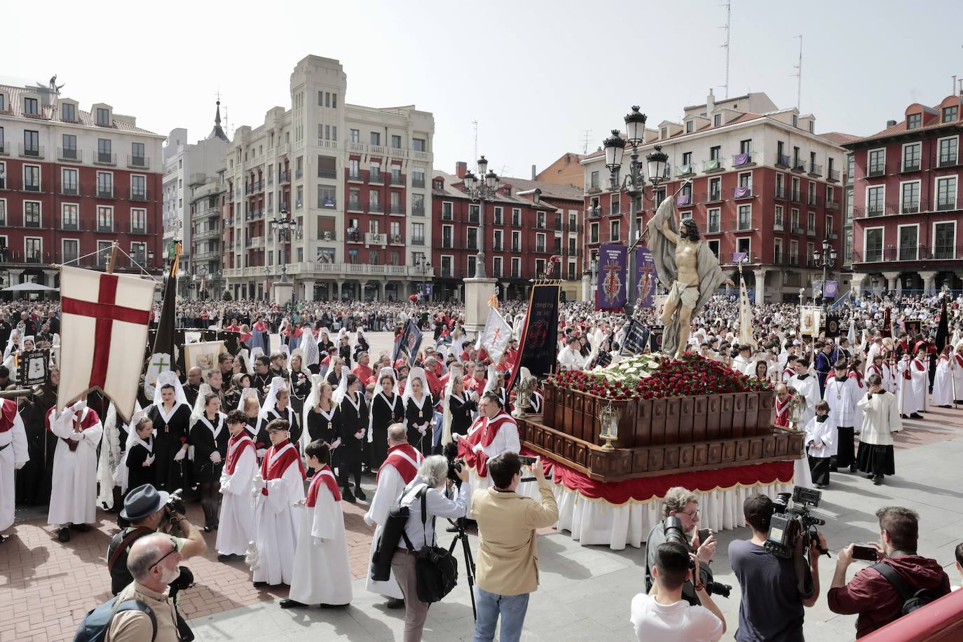 Misa Pascual y Procesión del Encuentro en Valladolid