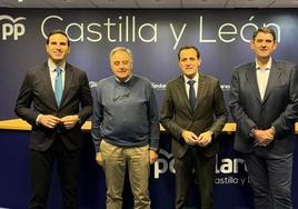 Conrado Íscar presenta a los candidatos de Medina (Guzmán Gómez), Laguna (Avelino Álvarez) y Arroyo (Jota de la Fuente).