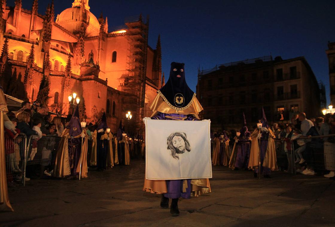 Las mejores imágenes de la Procesión del Viernes Santo