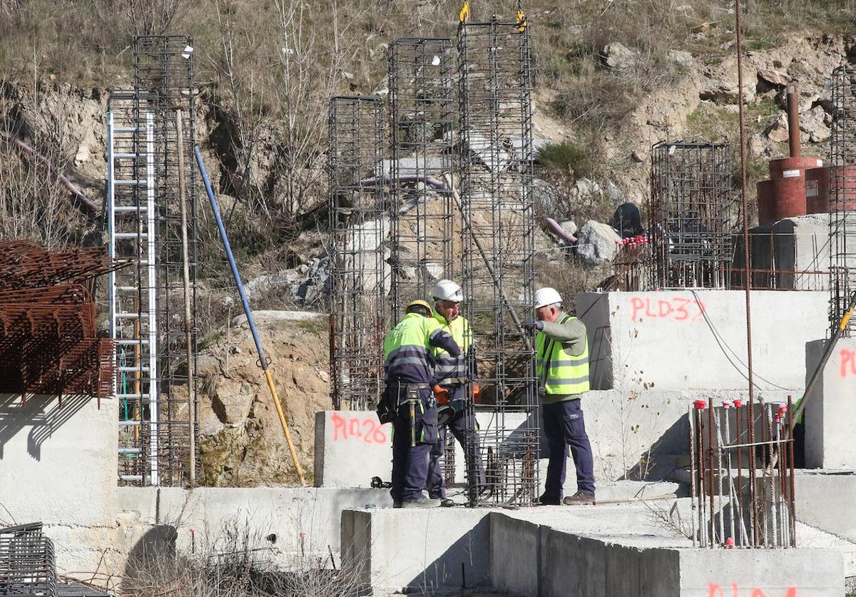 Obras de construcción del centro de FP en San Lorenzo.