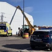 Herido un trabajador al caer de un tejado en el polígono de Argales