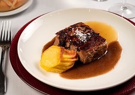 Lingote de cochinillo deshuesado.