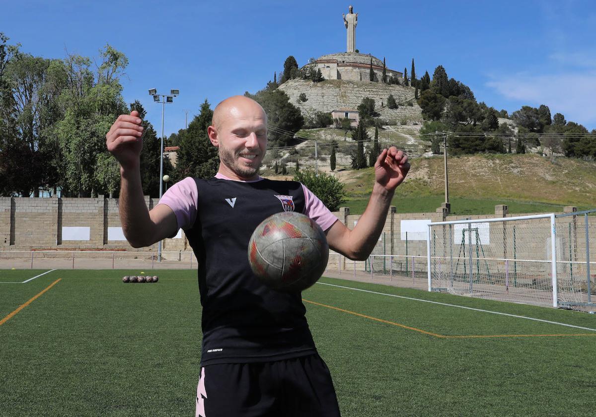 Vyacheslav Pidnebennoy, en un entrenamiento del Palencia CF.