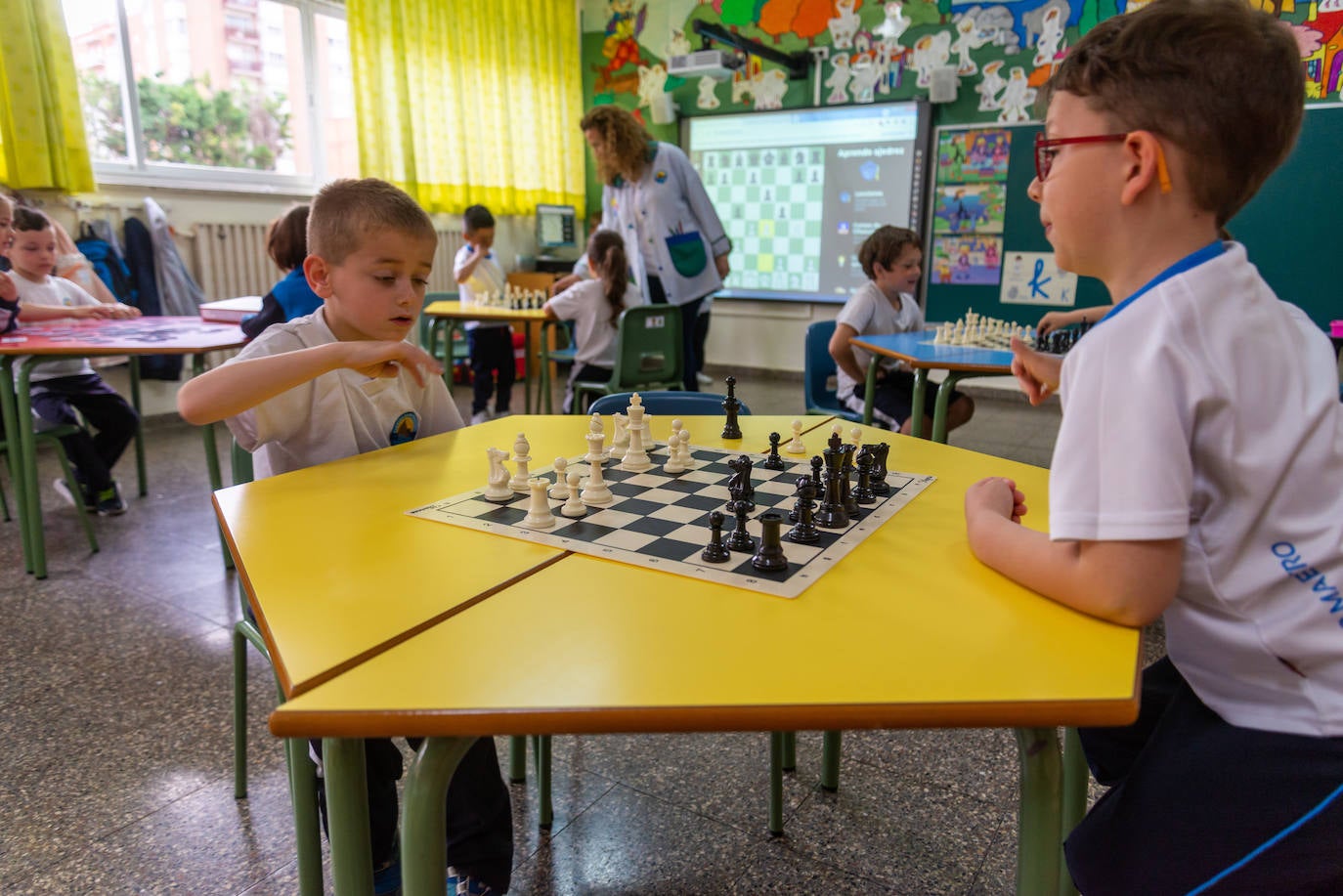 El colegio Divino Maestro es un tablero de ajedrez