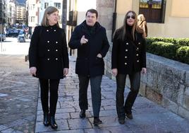 Margarita Torres, junto a Alfonso Fernández Mañueco y Ester Muñoz.