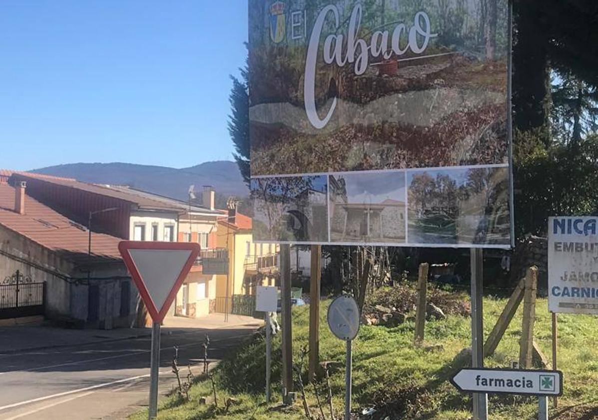 El Cabaco: embellecimiento de calles ensalzando los recursos propios