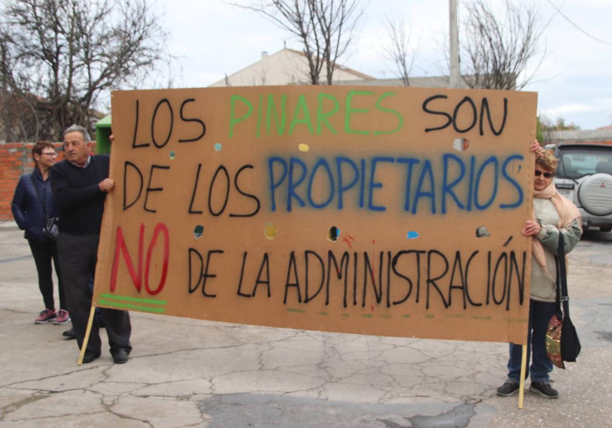 Protesta vecinal contra la concentración parcelaria en el Carracillo.