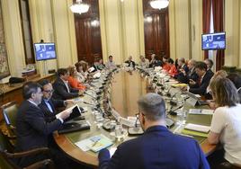 Participantes en al reunión de la Mesa de la Sequía en el Ministerio, este miércoles.