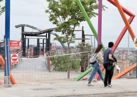 Imagen secundaria 1 - Instalación de la 'lengua azul'. 