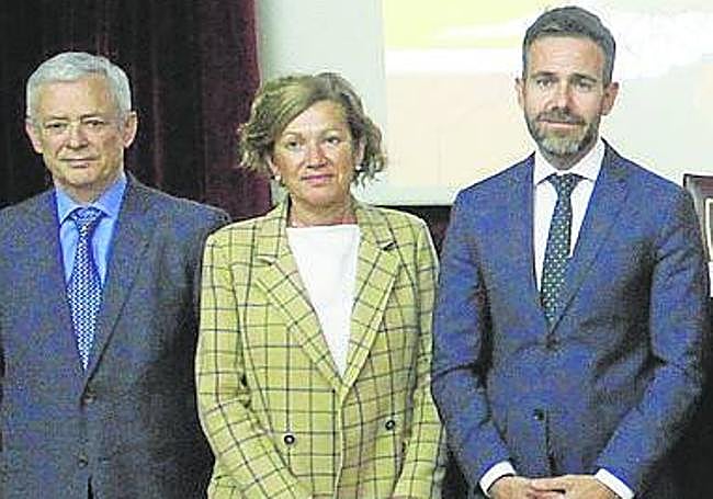 Jesús Gómez, Susana Gil-Albarellos y David García.