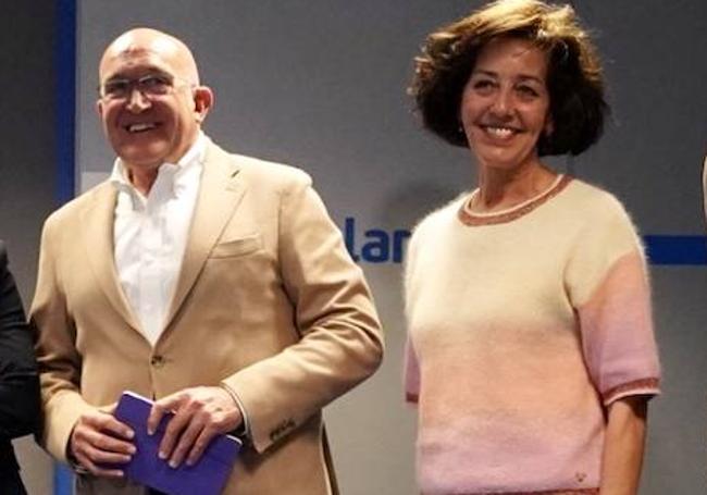 Jesús Julio Carnero y Mercedes Cantalapiedra, números 1 y 2, respectivamente, de la lista del PP en Valladolid para el 28-M.