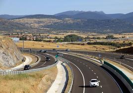 Tramo de la SG-20 en las inmediaciones de San Cristóbal de Segovia.