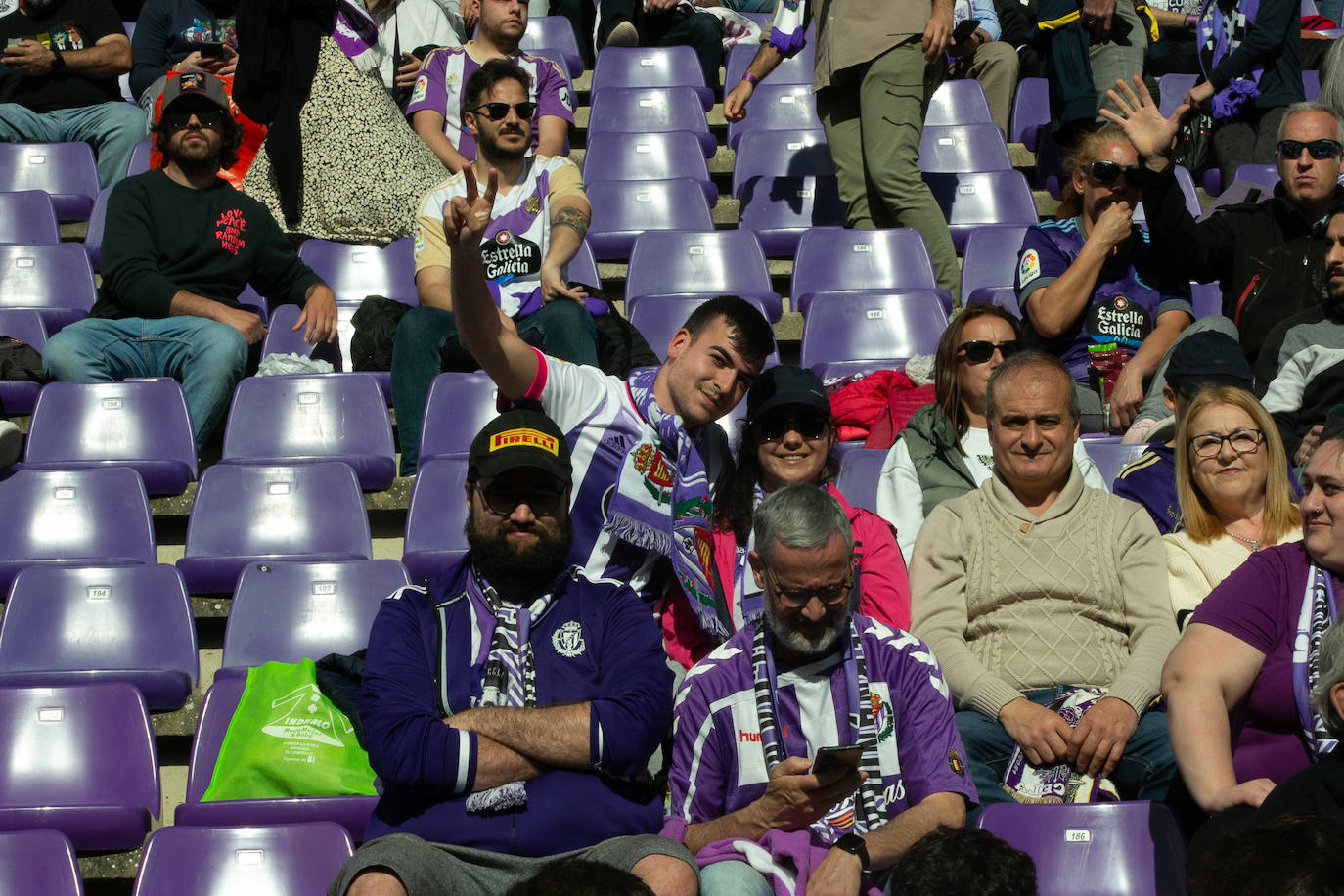 Búscate en la grada del José Zorrilla (2/6)