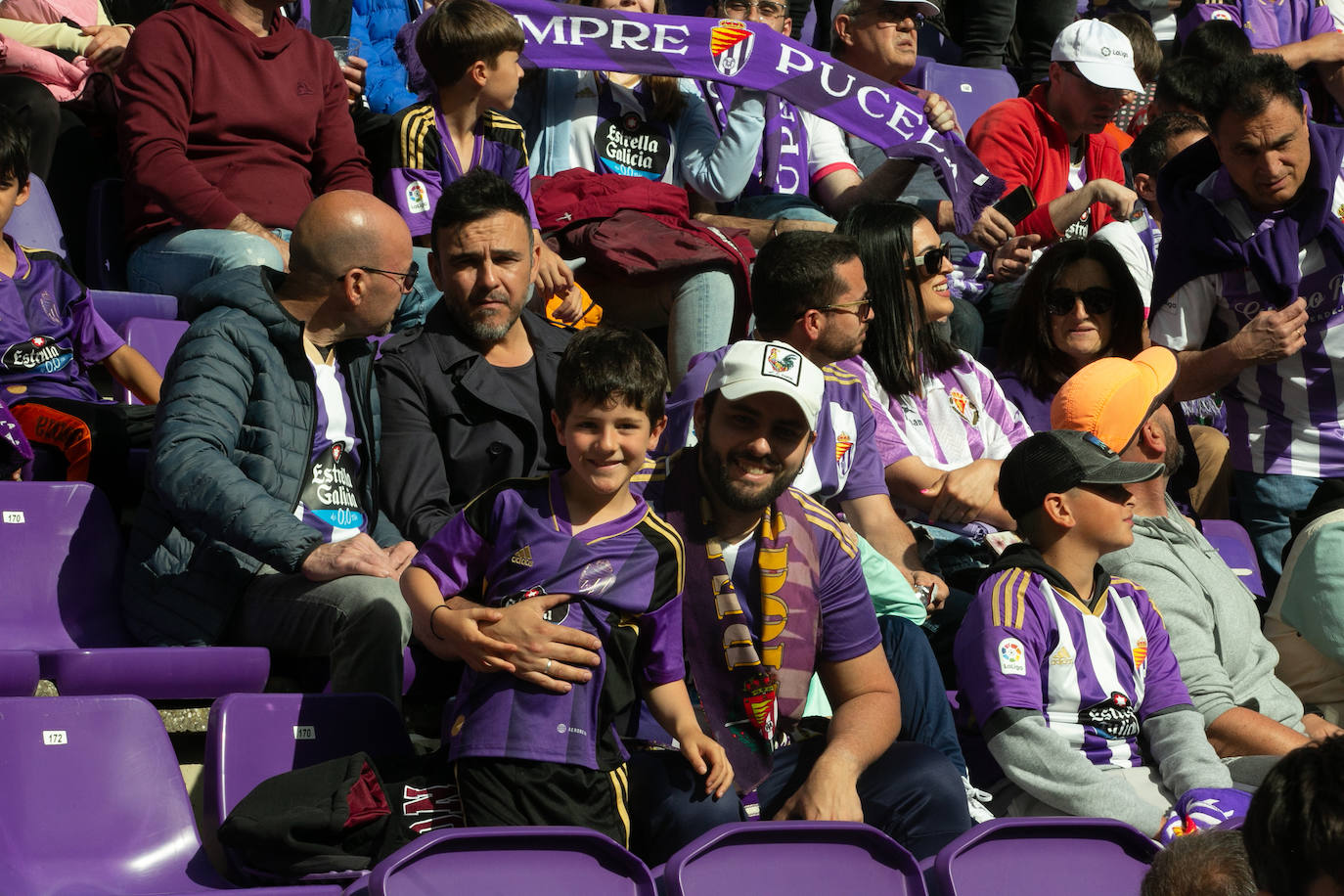 Búscate en la grada del José Zorrilla (3/6)