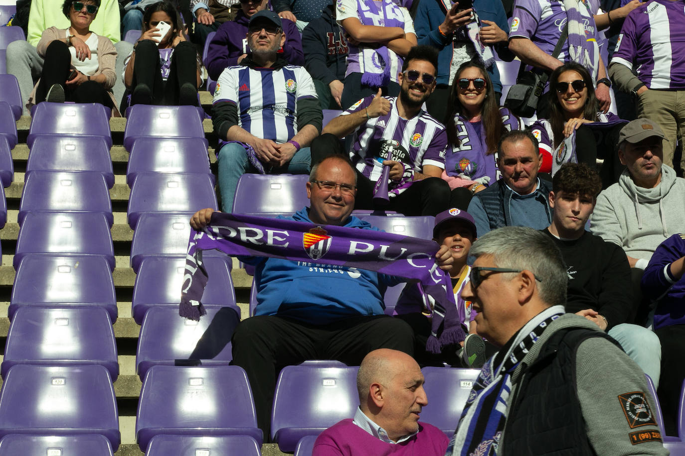 Búscate en la grada del José Zorrilla (3/6)