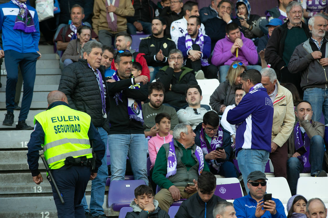 Búscate en la grada del José Zorrilla (5/6)